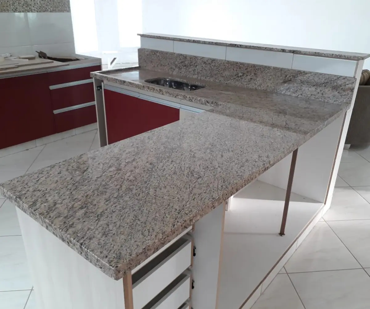 Mármore e granito de alta resistência é na Marmoraria Pedras Paraiso em Sarapuí e Pilar do Sul, SP
